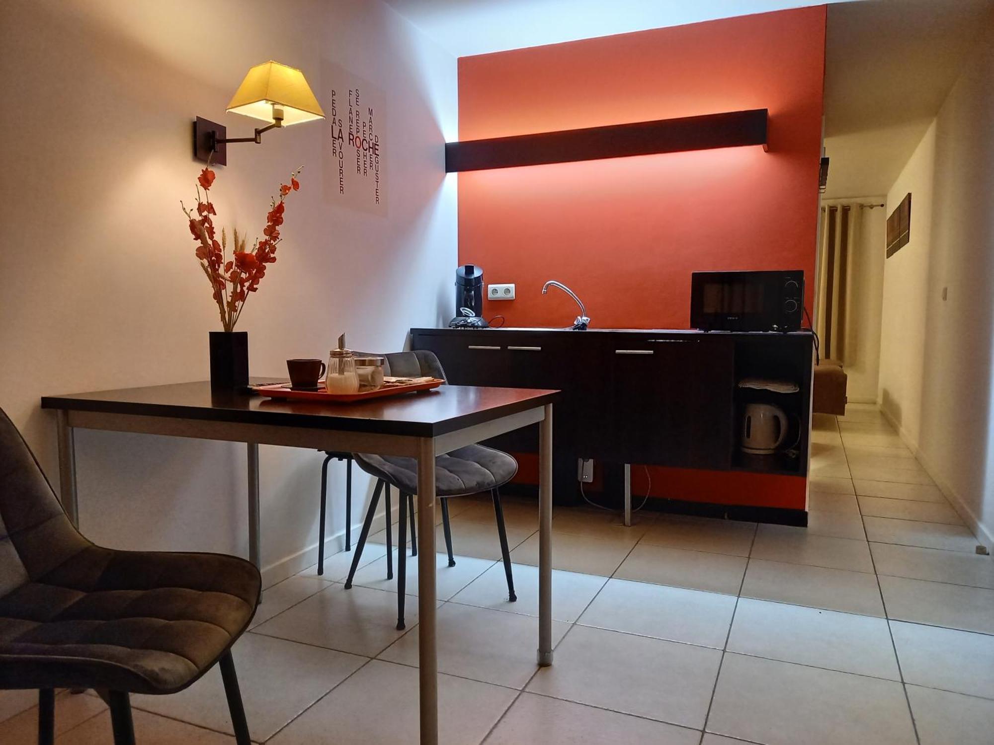 Hebergement Confort Comfortlogies La Fontanella 拉罗什-阿登 外观 照片